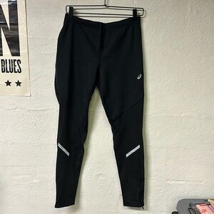 ASICS NWOT Woman’s Leggings Size: L